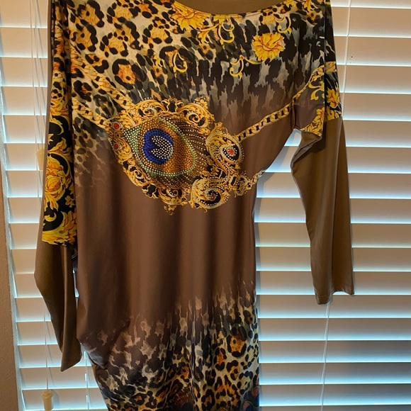 Tops you can wear as a mine dress - Picture 5 of 7